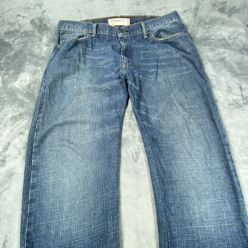 Levis excellent pre